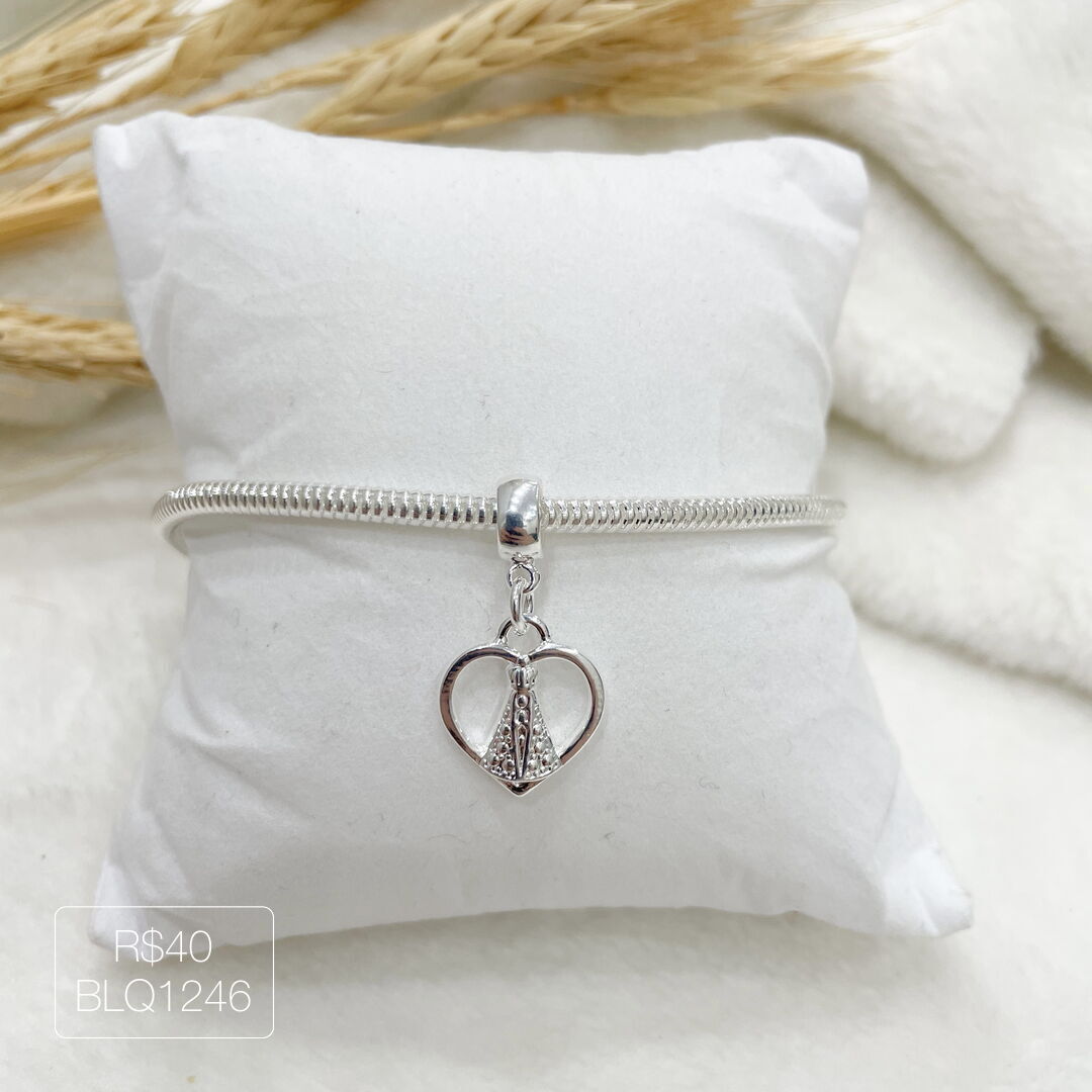 Berloque N. S. Aparecida Coração Pendurado Liso Prateado